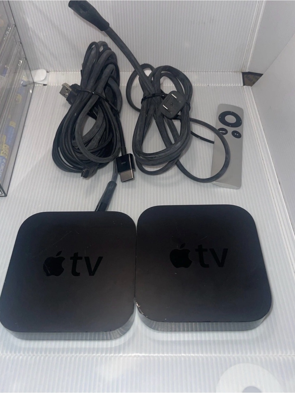 Apple TV Lot Of 3 Models A1378 & A1469 With Cords And 2 Remotes - Picture 2 of 5